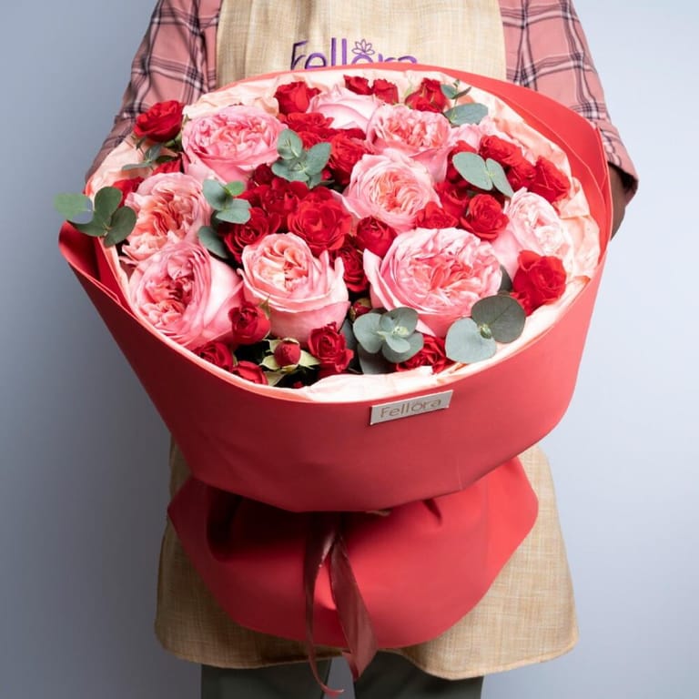 Pink Peony Roses And Red Spray Roses Luxury Bouquet-A448 - Image 2