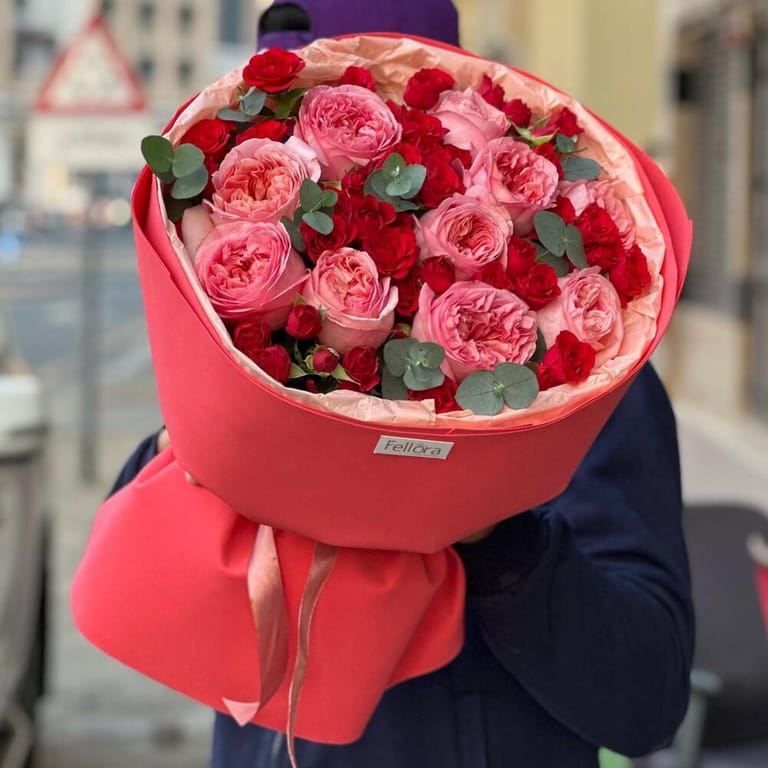 Pink Peony Roses And Red Spray Roses Luxury Bouquet-A448 - Image 5