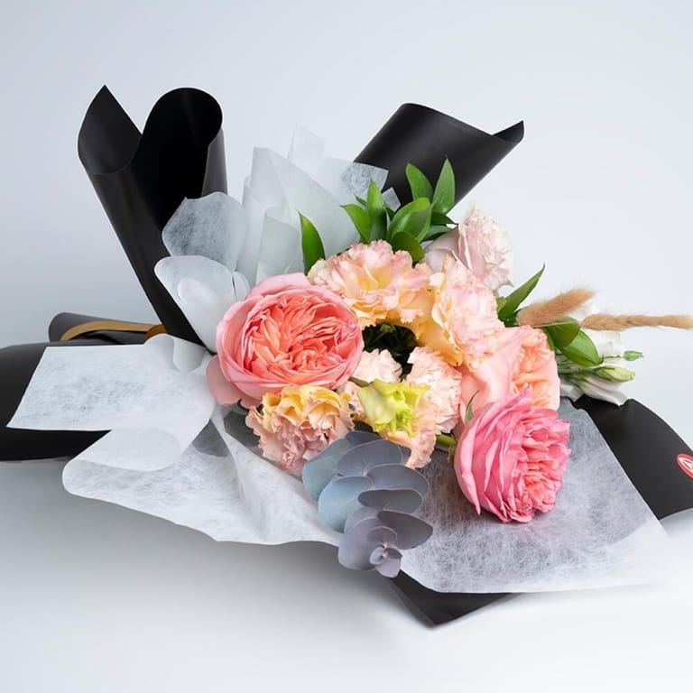 Eid Mubarak Peach Roses Lisianthus Luxury Bouquet-A492 - Image 2