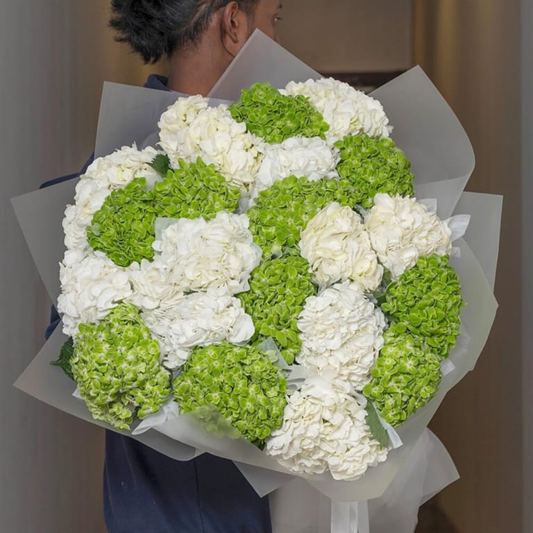 Green And White Hydrangea Grand Luxury Bouquet-A485 - Image 4