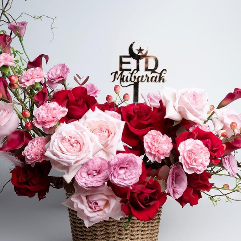 Eid Mubarak Red Pink Roses Luxury Basket-A493 - Image 3