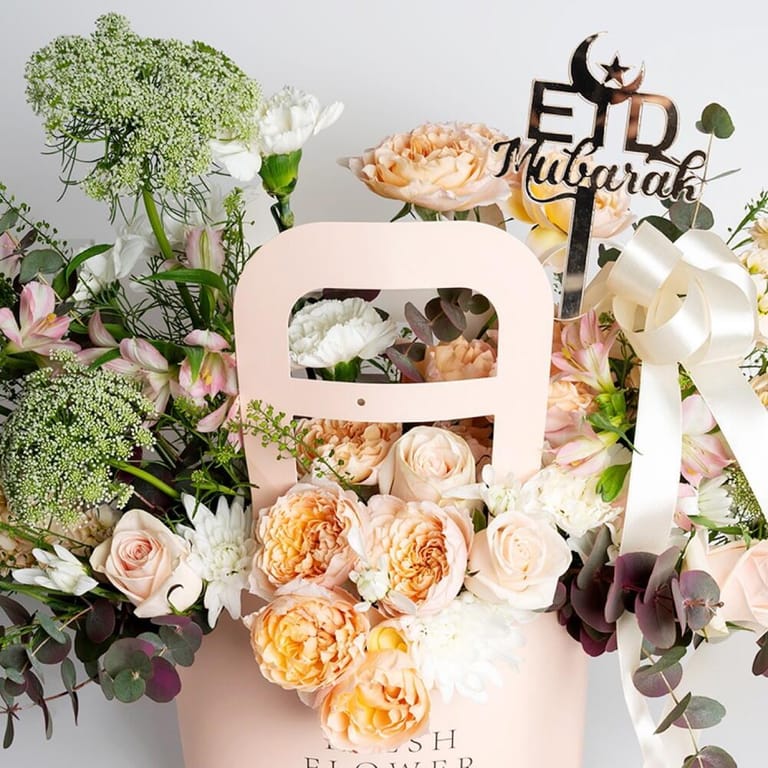 Eid Mubarak Peach Garden Roses Luxury Flower Bag-A494 - Image 4