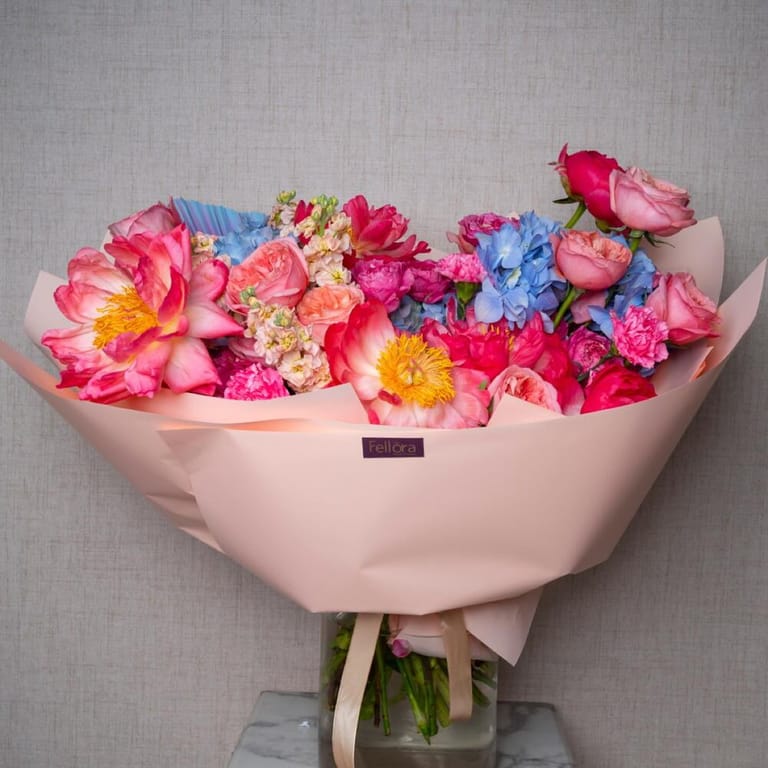 Coral Peonies Garden Roses And Blue Hydrangea Grand Bouquet-A577 - Image 5