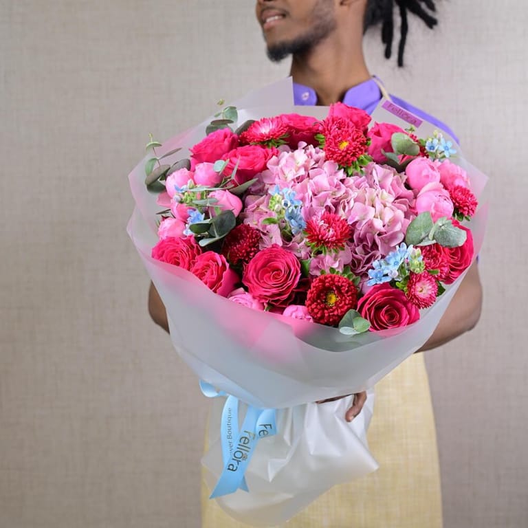 Pink Hydrangea Roses And Red Callistephus Luxury Bouquet-A638 - Image 6