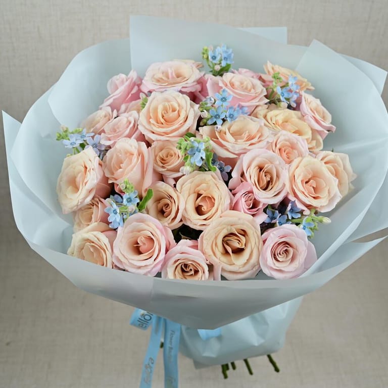 Peach Roses And Blue Oxypetalum Luxury Bouquet-A673 - Image 4