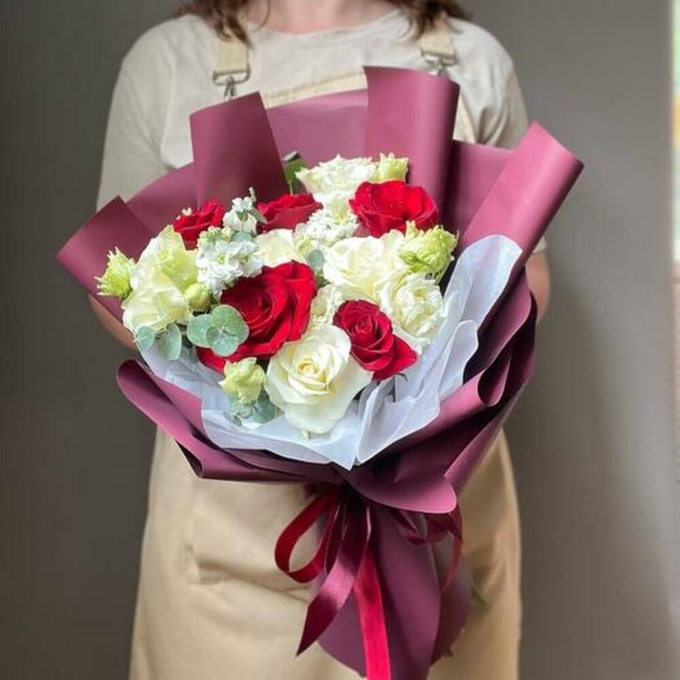 Red And White Roses Eucalyptus Luxury Bouquet-A690 - Image 3
