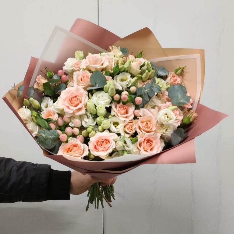 Pink Spray Rose And White Lisianthus Bouquet-A680 - Image 5