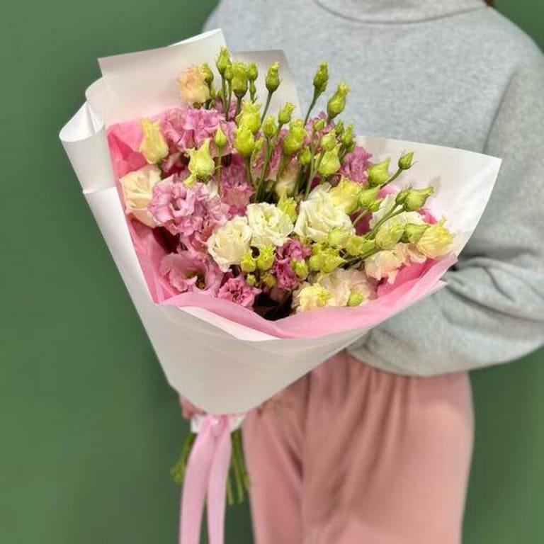 Pink And White Lisianthus Luxury Bouquet-A703 - Image 1
