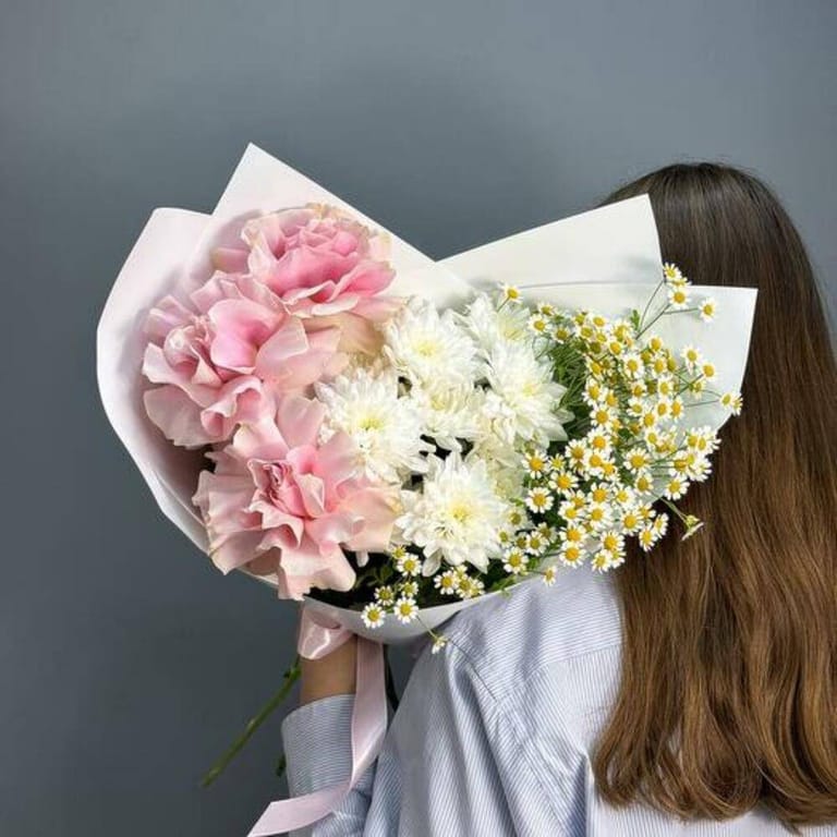 Pink Rose White Chrysanthemum And Chamomile Bouquet-A692 - Image 4