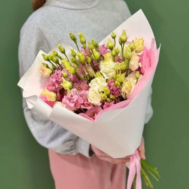 Pink And White Lisianthus Luxury Bouquet-A703 - Image 2