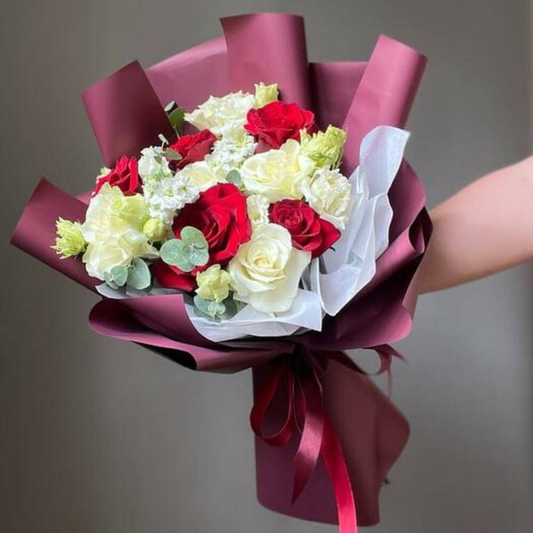 Red And White Roses Eucalyptus Luxury Bouquet-A690 - Image 5