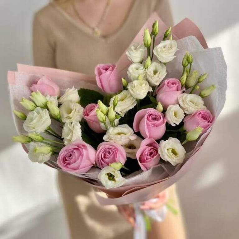 Pink Roses And White Lisianthus Luxury Bouquet-A732 - Image 1