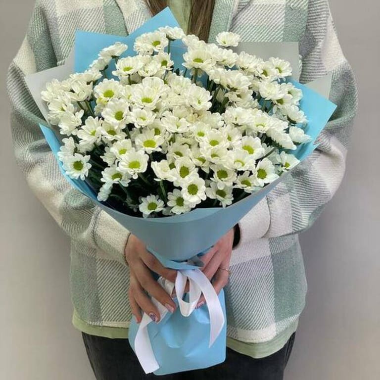 White Chrysanthemum Santini Luxury Bouquet-A733 - Image 1