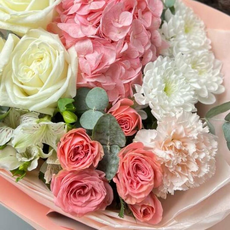 Pink Hydrangea White Roses And Spray Roses Luxury Bouquet-A724 - Image 3