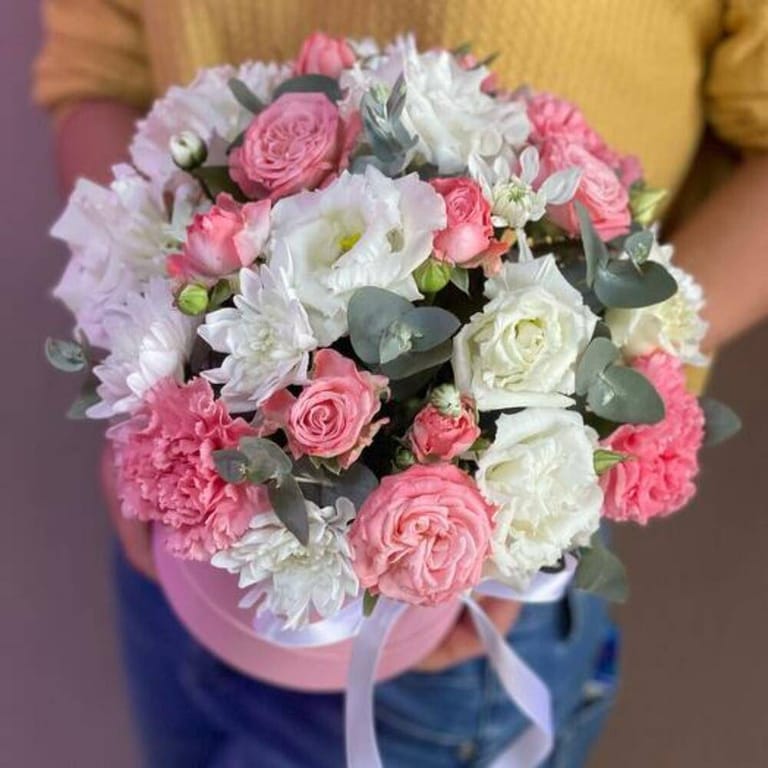 Pink Bombastic Spray Roses Lisianthus And Carnations Flower-A729 - Image 3