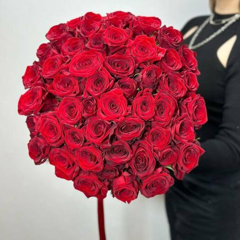 Grand Red Roses Hand Tied Luxury Bouquet-A737 - Image 3