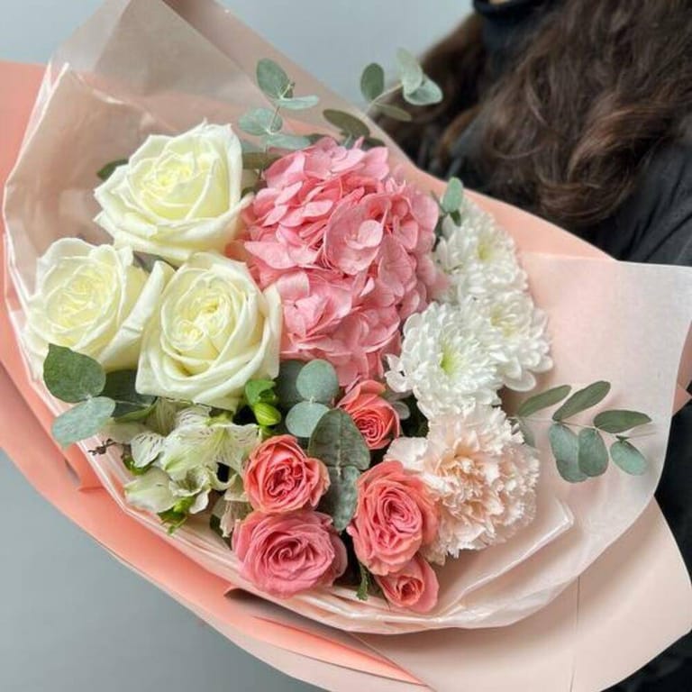 Pink Hydrangea White Roses And Spray Roses Luxury Bouquet-A724 - Image 6