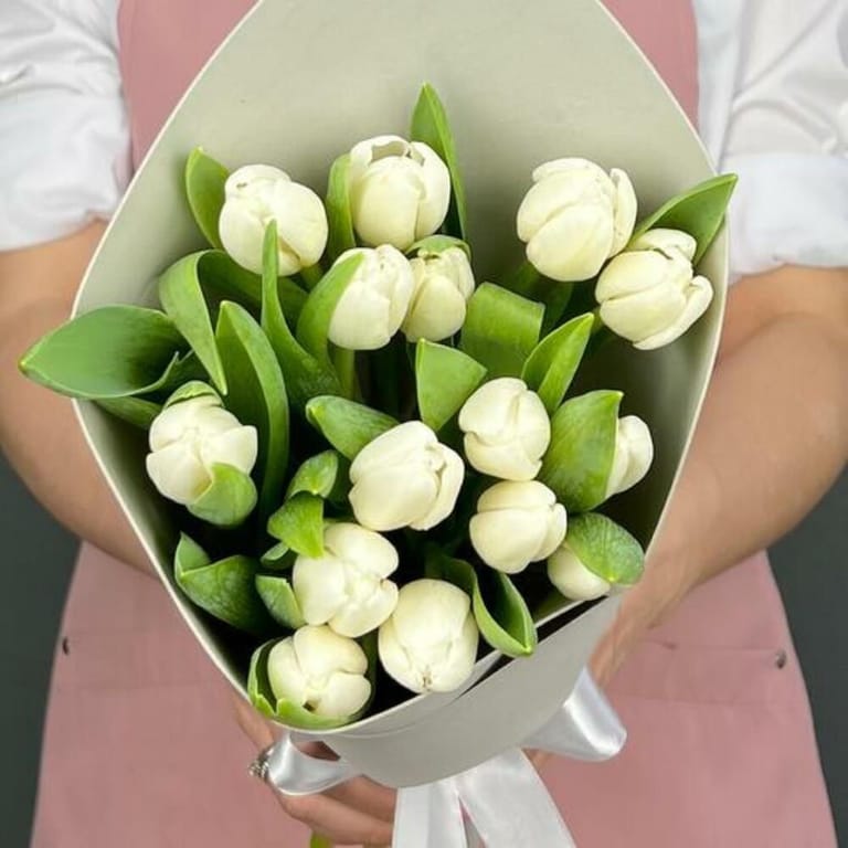 Elegant White Tulip Bouquet-A808 - Image 2