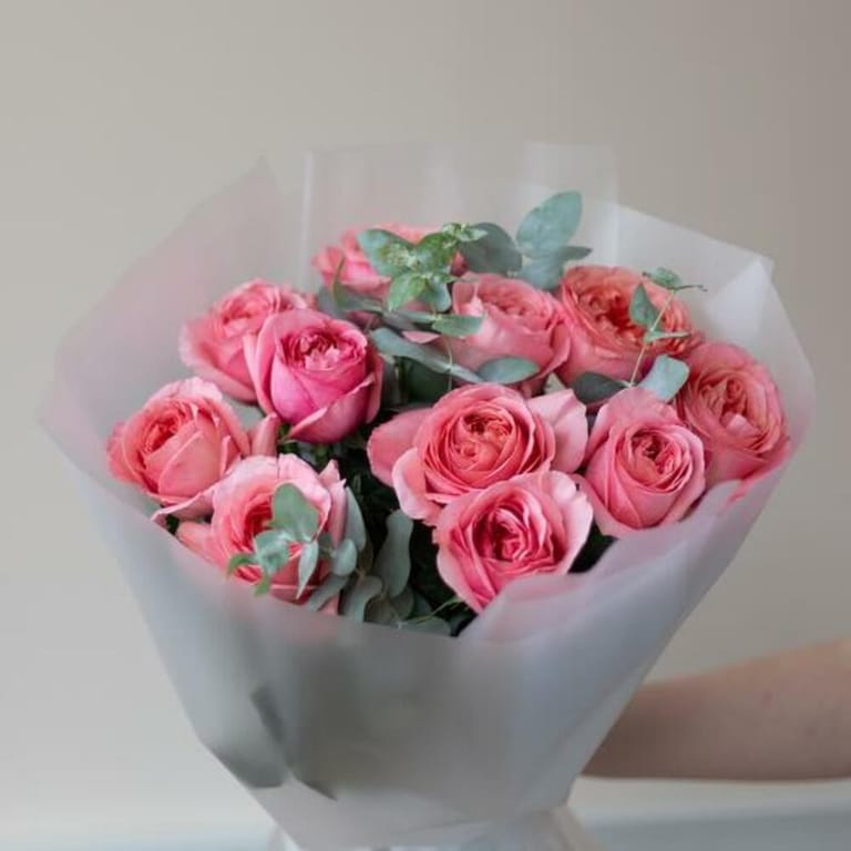 Pink Expression Garden Roses And Eucalyptus Luxury Bouquet-A811 - Image 3