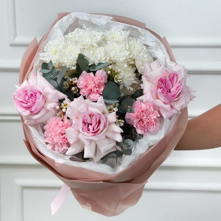 Pink Roses Chrysanthemum And Carnation Luxury Bouquet-A820 - Image 2