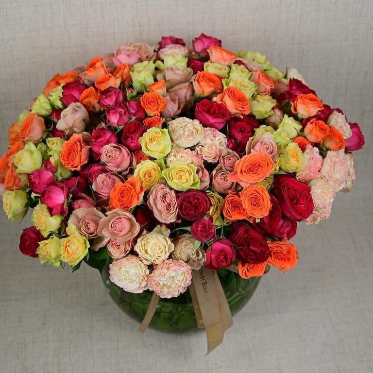 Luxury Mixed Spray Roses Glass Vase Arrangement-A940 - Image 2