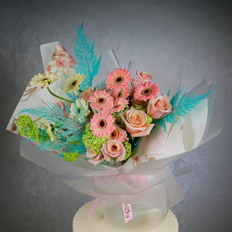 Peach Roses And Gerbera Luxury Mixed Flower Bouquet-A988 - Image 3