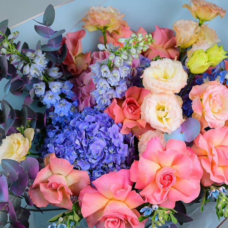 Luxury Pink And Purple Mixed Flower Bouquet-A976 - Image 5