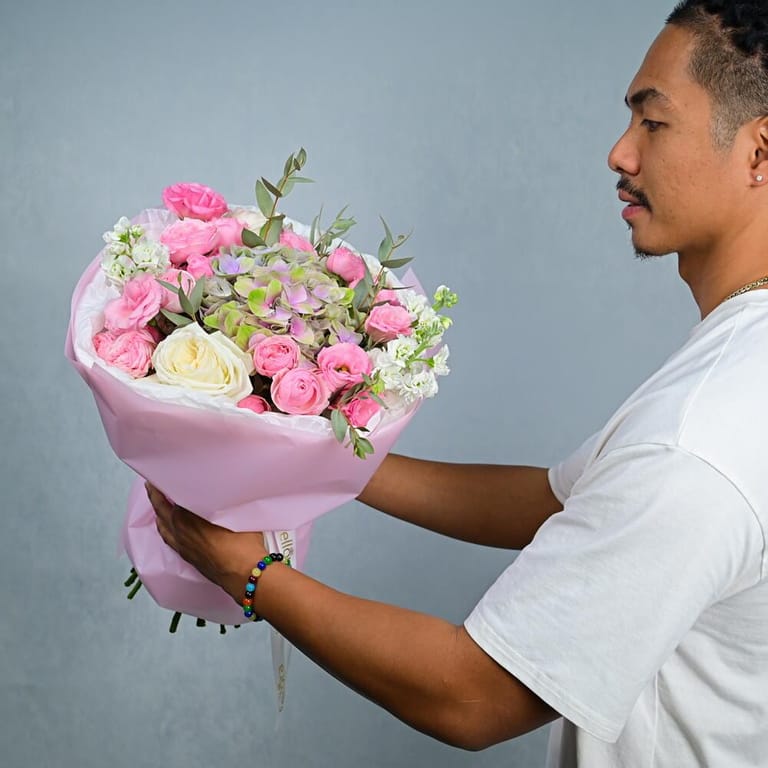 Pink Peony Roses And Hydrangea Luxury Bouquet-A1005 - Image 4
