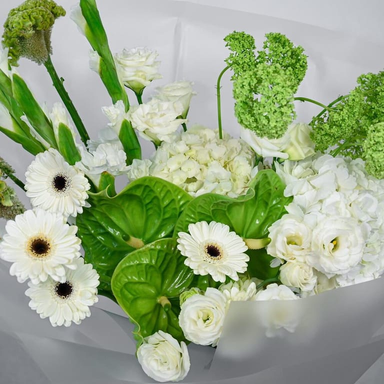 White And Green Luxury Mixed Flower Bouquet-A1014 - Image 4