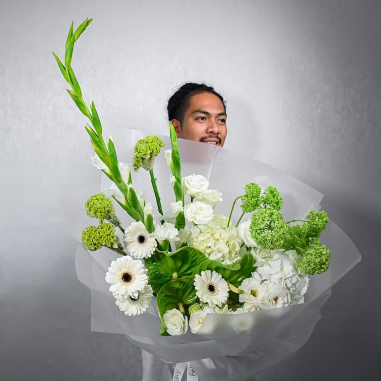 White And Green Luxury Mixed Flower Bouquet-A1014 - Image 5
