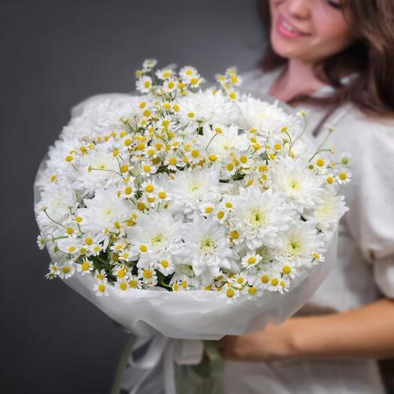 White Chrysanthemum And Chamomile Elegant Bouquet-A1029 - Image 5