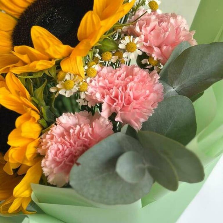Sunflowers And Pink Carnations Bouquet-A1039 - Image 4