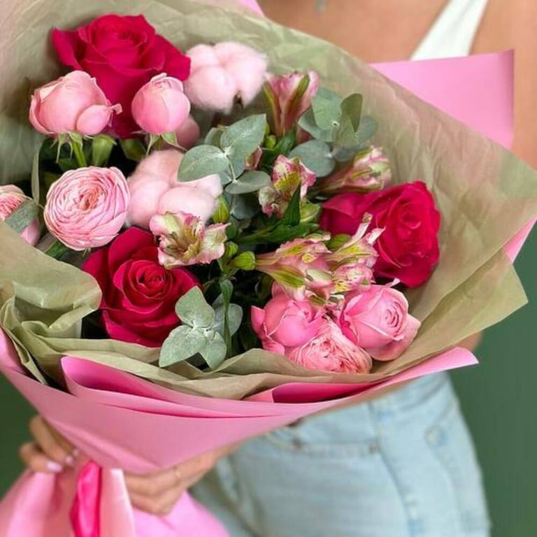 Pink Roses And Alstroemeria Luxury Bouquet-A1037 - Image 6