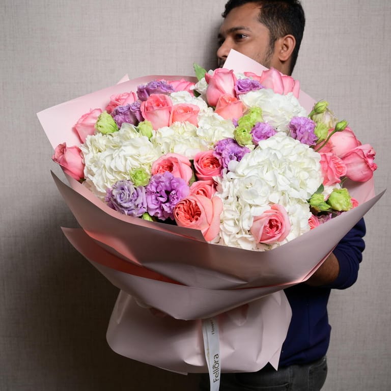 Luxury Pink Roses And White Hydrangea Bouquet-A1122 - Image 3