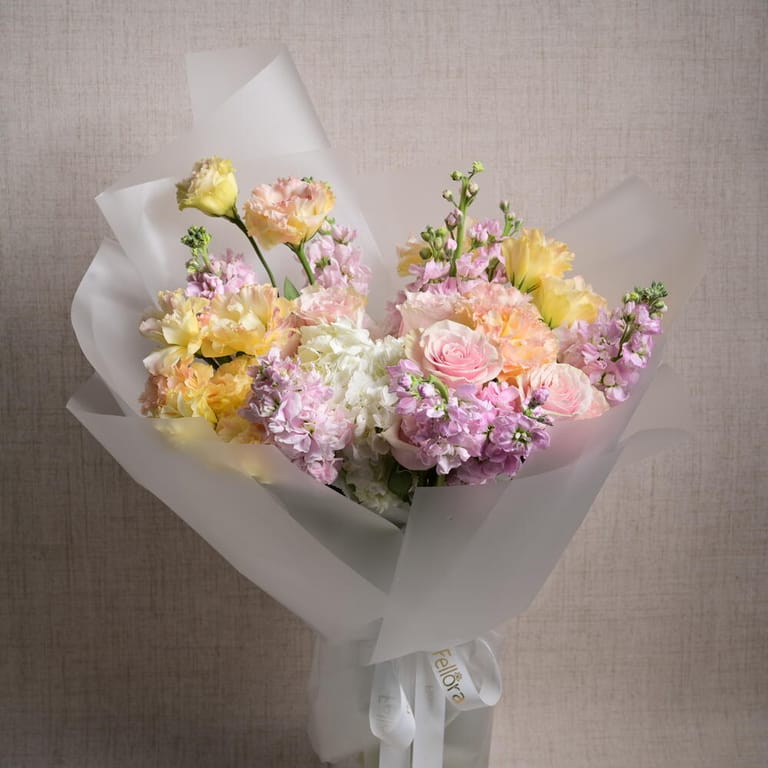 Luxury Pink Roses Hydrangea And Matthiola Bouquet-A1132 - Image 4