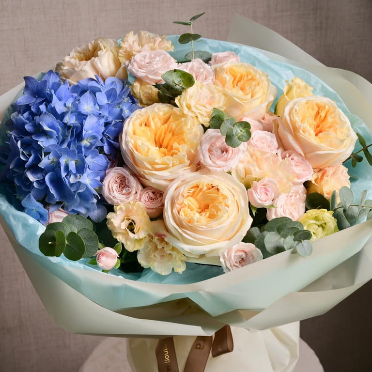 Cream Expression Roses And Blue Hydrangea Luxury Bouquet-A1145 - Image 6