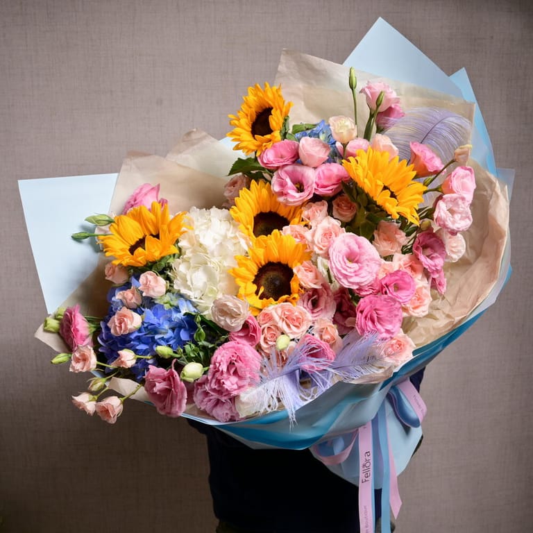 Sunflowers Hydrangea And Pink Roses Grand Luxury Bouquet-A1169 - Image 3