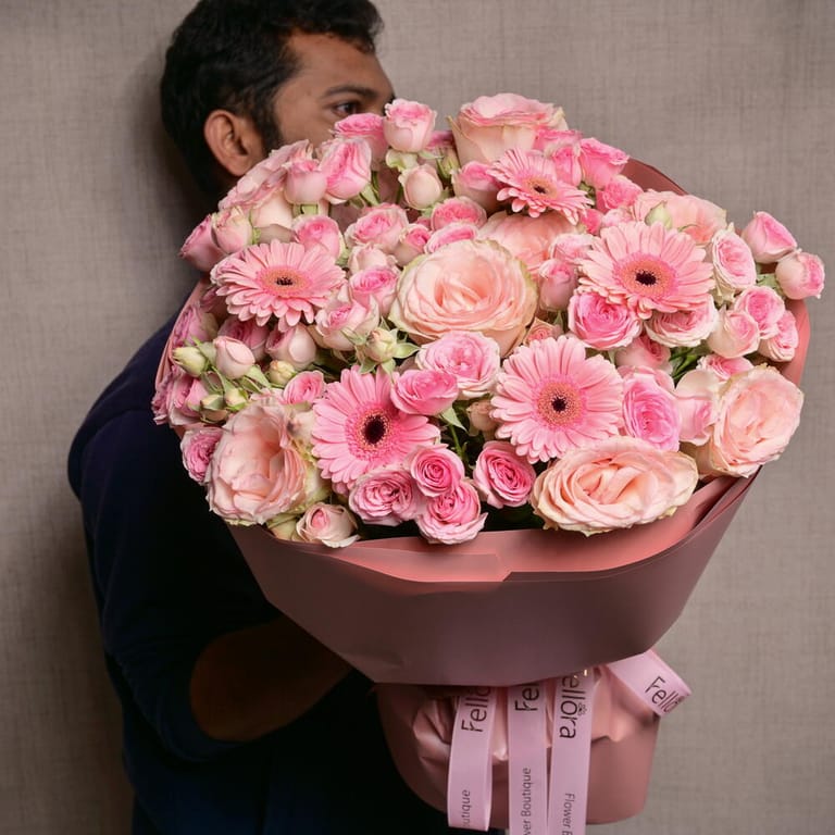 Pink Spray Roses And Gerbera Luxury Bouquet-A1194 - Image 4