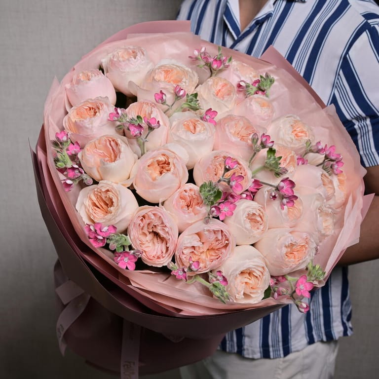David Austin Roses And OxypetalumLuxury Bouquet-A1228 - Image 1