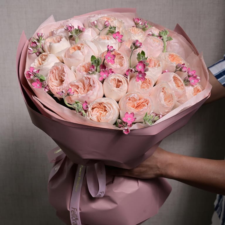 David Austin Roses And OxypetalumLuxury Bouquet-A1228 - Image 5
