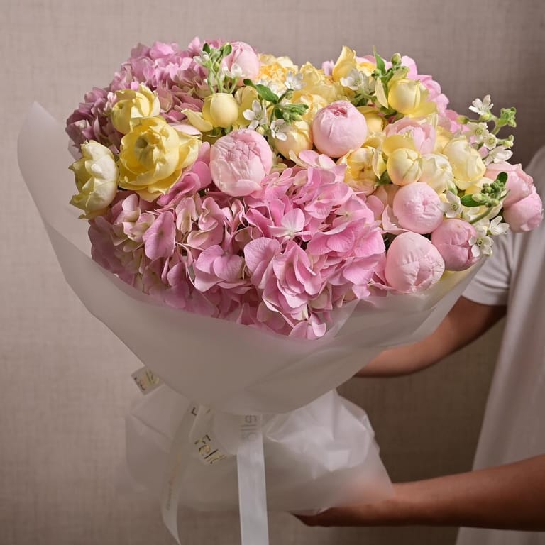 Spray Peony Roses And Hydrangea Luxury Bouquet-A1275 - Image 5