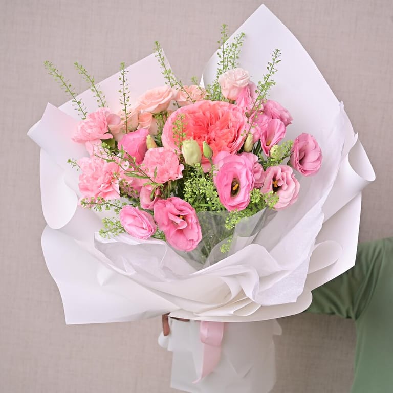 Pink Garden Rose And Lisianthus Luxury Bouquet-A1319 - Image 4