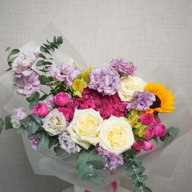 White Roses And Purple Lisianthus Mixed Flowers Bouquet-A1383 - Image 4