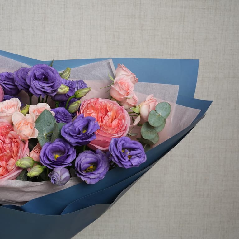 Garden Roses And Purple Lisianthus Luxury Bouquet-A1384 - Image 5