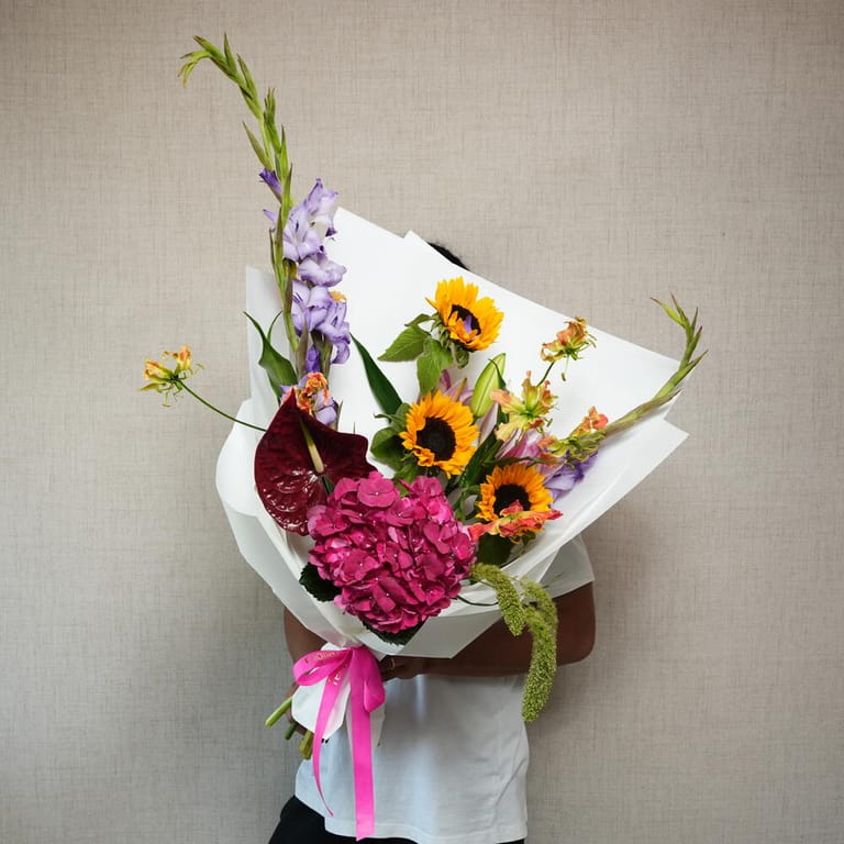 Gladiolus Sunflowers And Pink Hydrangea Mixed Flower-A1388 - Image 3