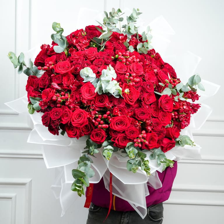 Grand Red Roses Luxury Flower Bouquet-A1672 - Image 2