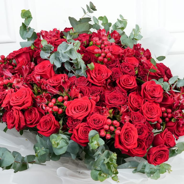 Grand Red Roses Luxury Flower Bouquet-A1672 - Image 3