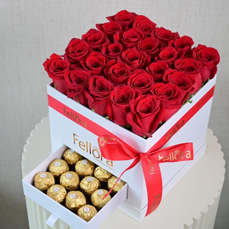 Red Roses And Ferrero Rocher White Luxury Combo Box-C27 - Image 1