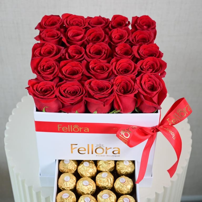 Red Roses And Ferrero Rocher White Luxury Combo Box-C27 - Image 4