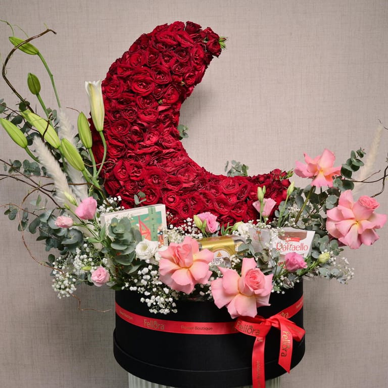 Red Roses Crescent Moon Luxury Arrangement-C40 - Image 2